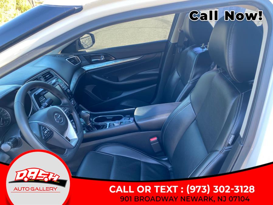 2021 Nissan Maxima SV 3.5L photo