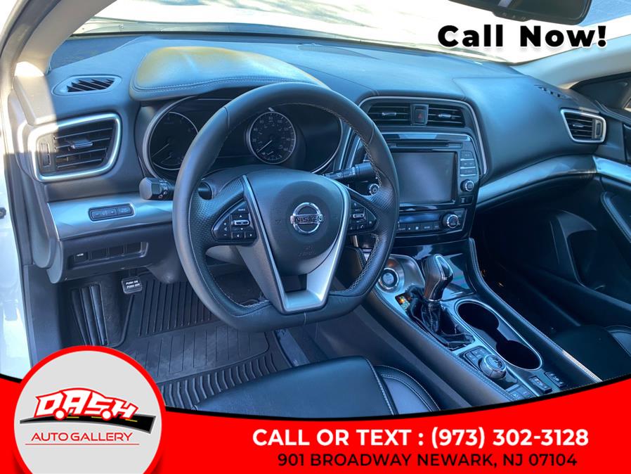 2021 Nissan Maxima SV 3.5L photo