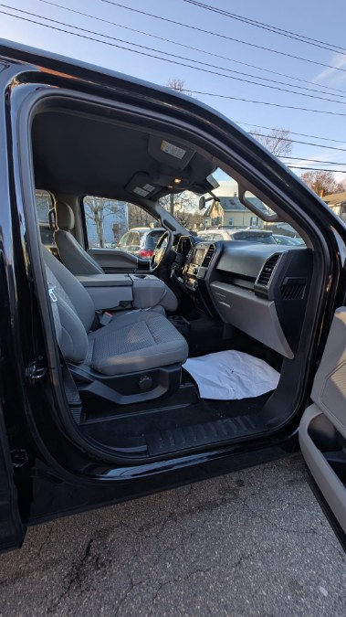 2019 Ford F-150 XLT 4WD SuperCrew 5.5'' Box photo