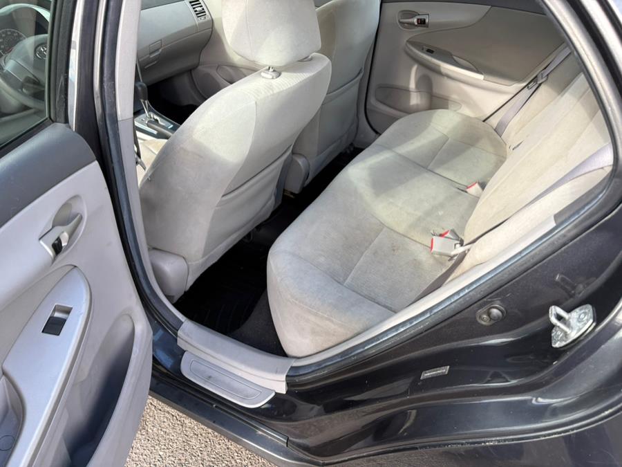 2010 Toyota Corolla photo