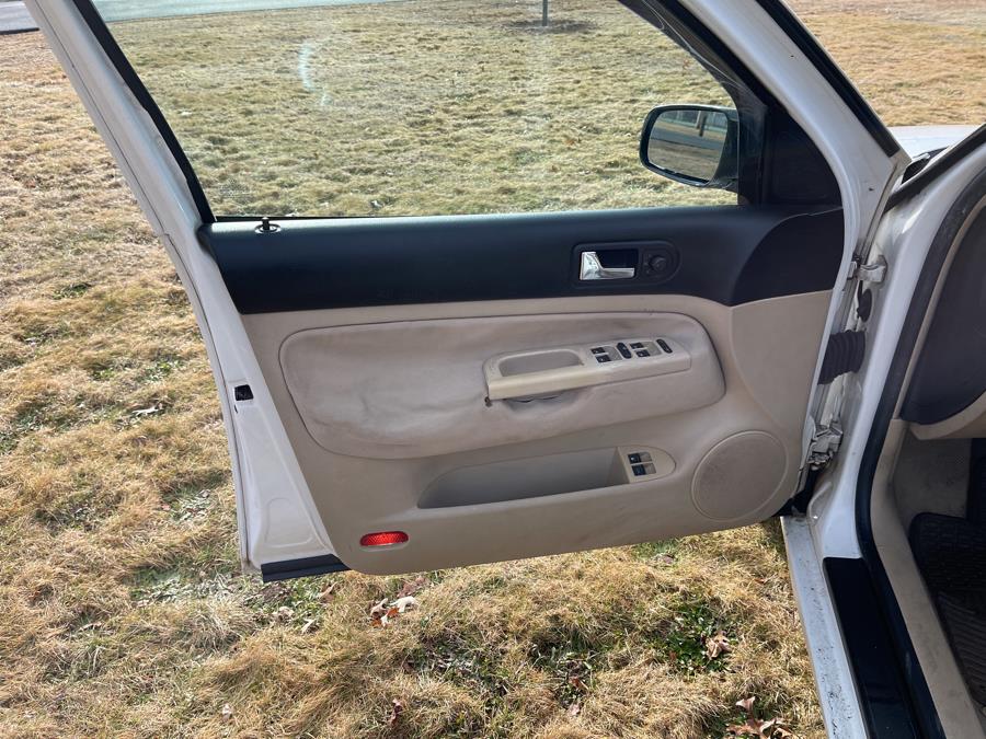 2003 Volkswagen Golf GLS TDI photo