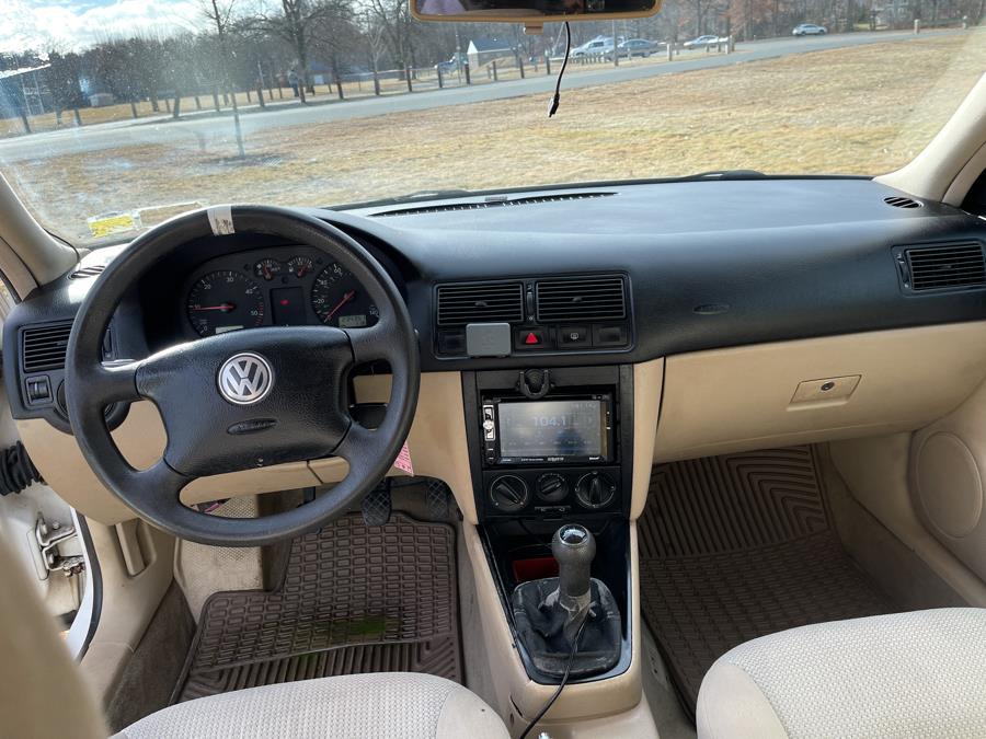 2003 Volkswagen Golf GLS TDI photo
