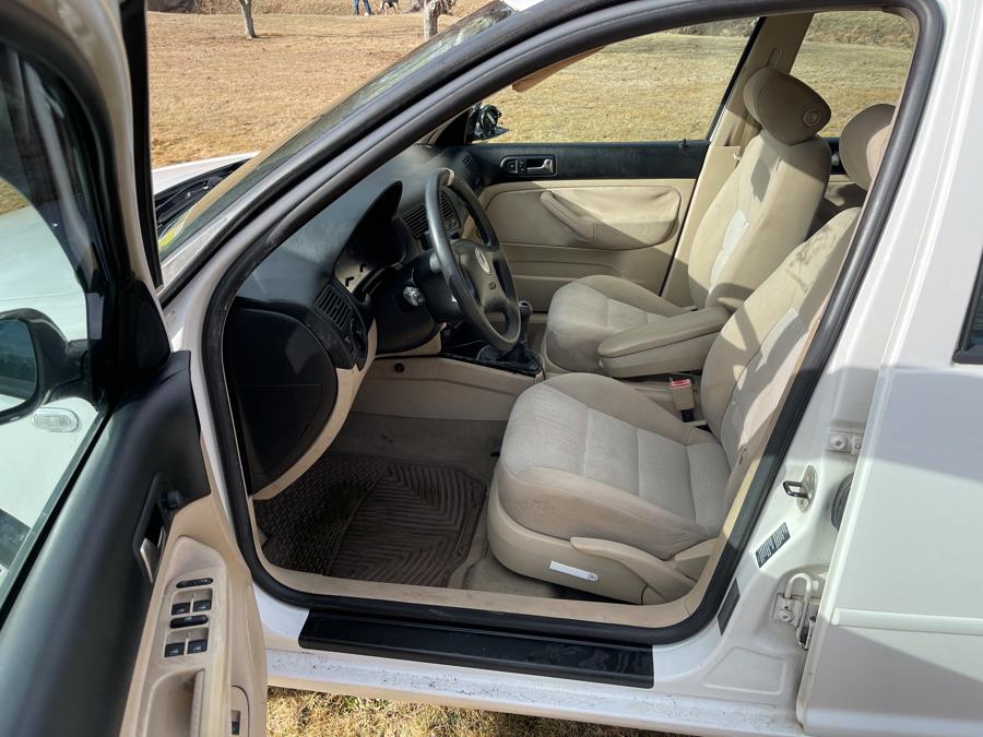 2003 Volkswagen Golf GLS TDI photo