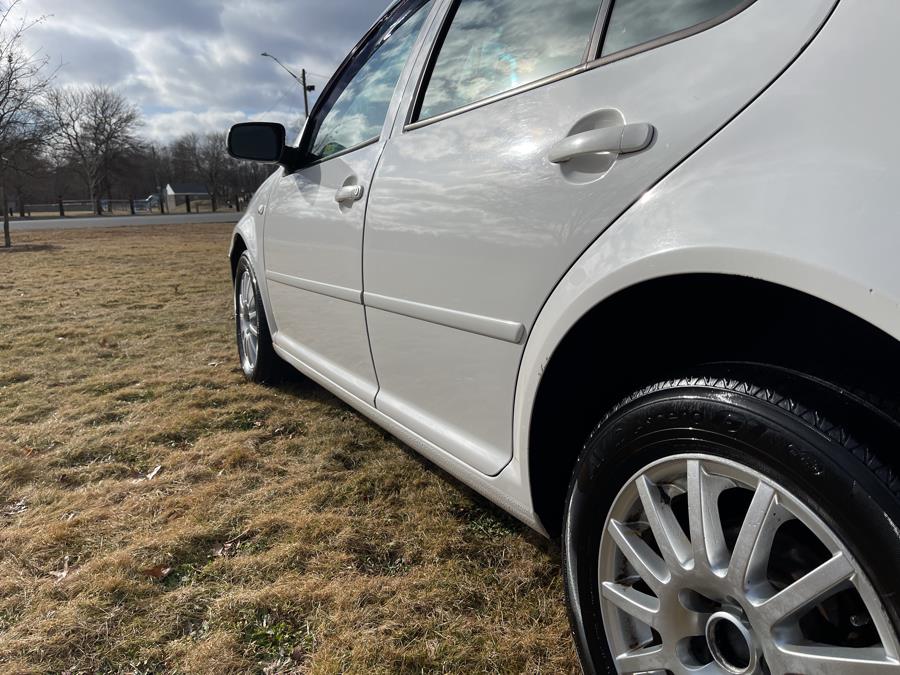 2003 Volkswagen Golf GLS TDI photo