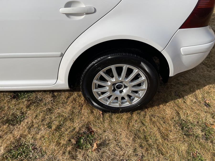 2003 Volkswagen Golf GLS TDI photo