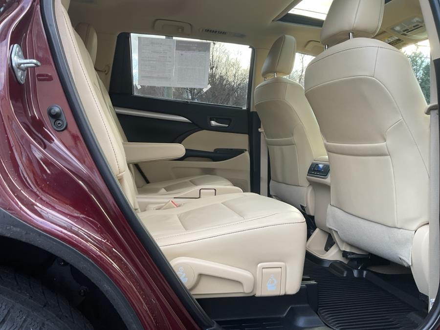 2019 Toyota Highlander XLE V6 AWD (Natl) photo