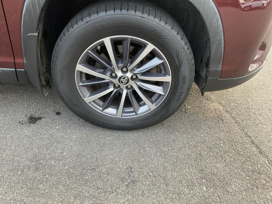 2019 Toyota Highlander XLE V6 AWD (Natl) photo