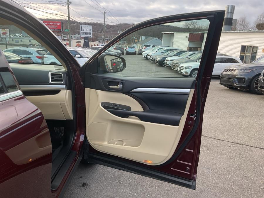 2019 Toyota Highlander XLE V6 AWD (Natl) photo