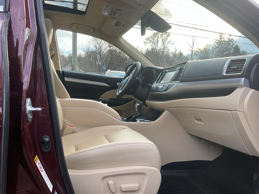 2019 Toyota Highlander XLE V6 AWD (Natl) photo