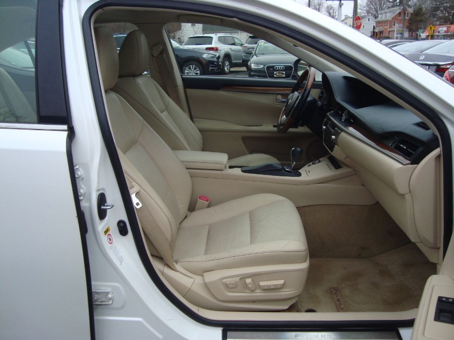 2015 Lexus ES 00h photo