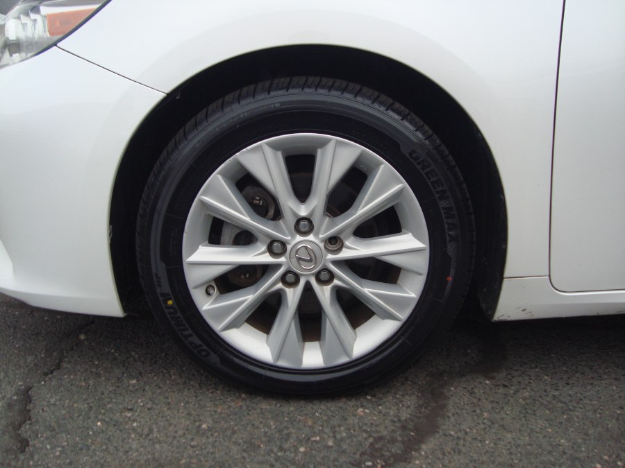 2015 Lexus ES 00h photo