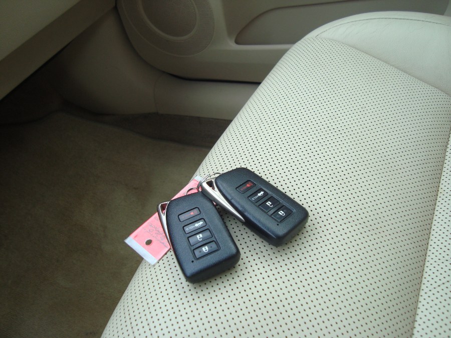 2015 Lexus ES 00h photo