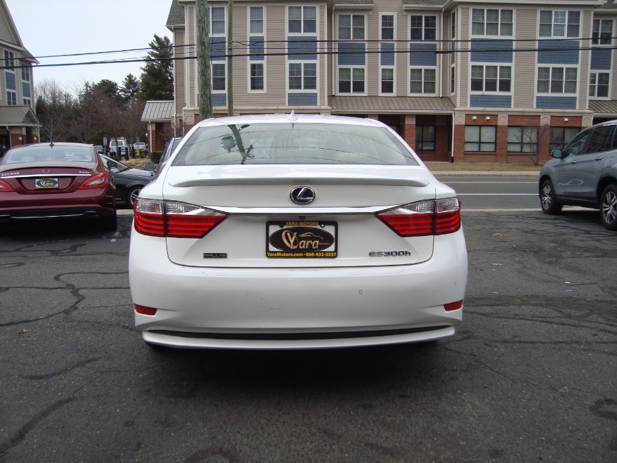 2015 Lexus ES 00h photo