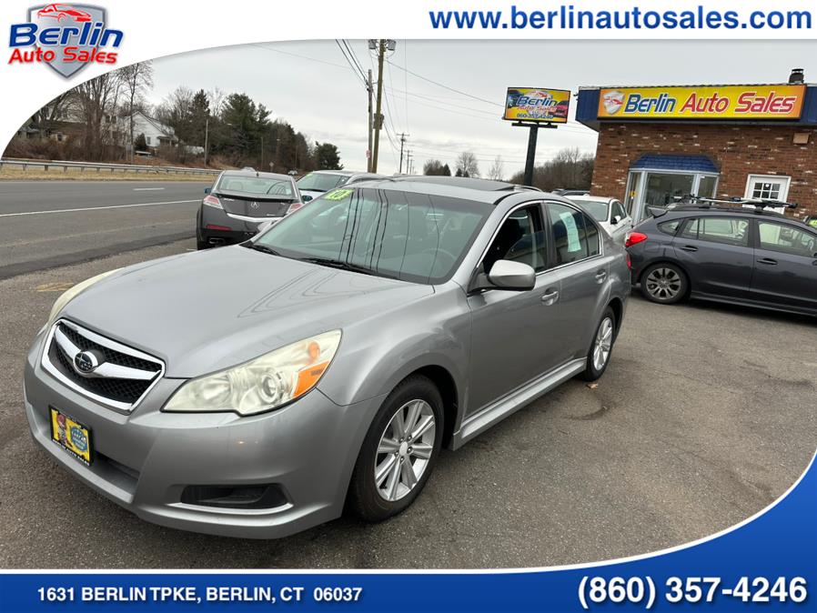 2010 Subaru Legacy 2.5i Premium photo