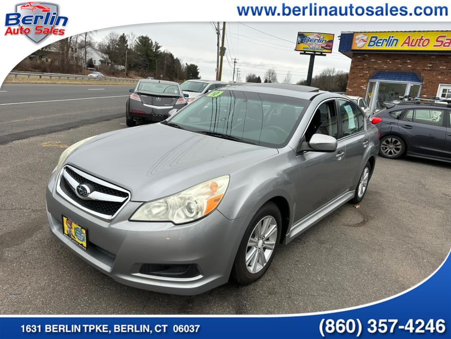 2010 Subaru Legacy 2.5i Premium photo