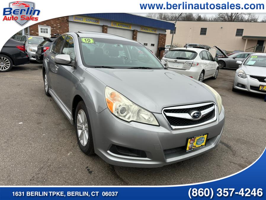 2010 Subaru Legacy 2.5i Premium photo