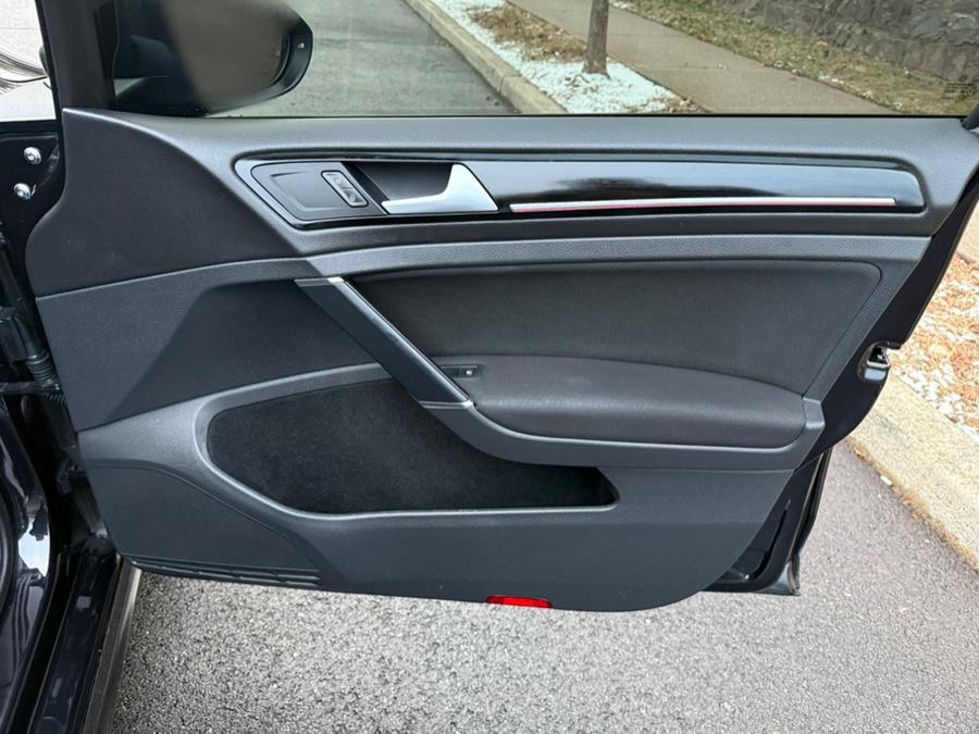 2017 Volkswagen Golf Gti 2.0T 4-Door S Manual photo