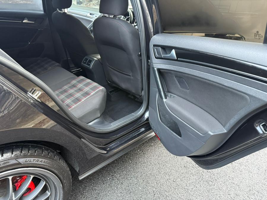 2017 Volkswagen Golf Gti 2.0T 4-Door S Manual photo