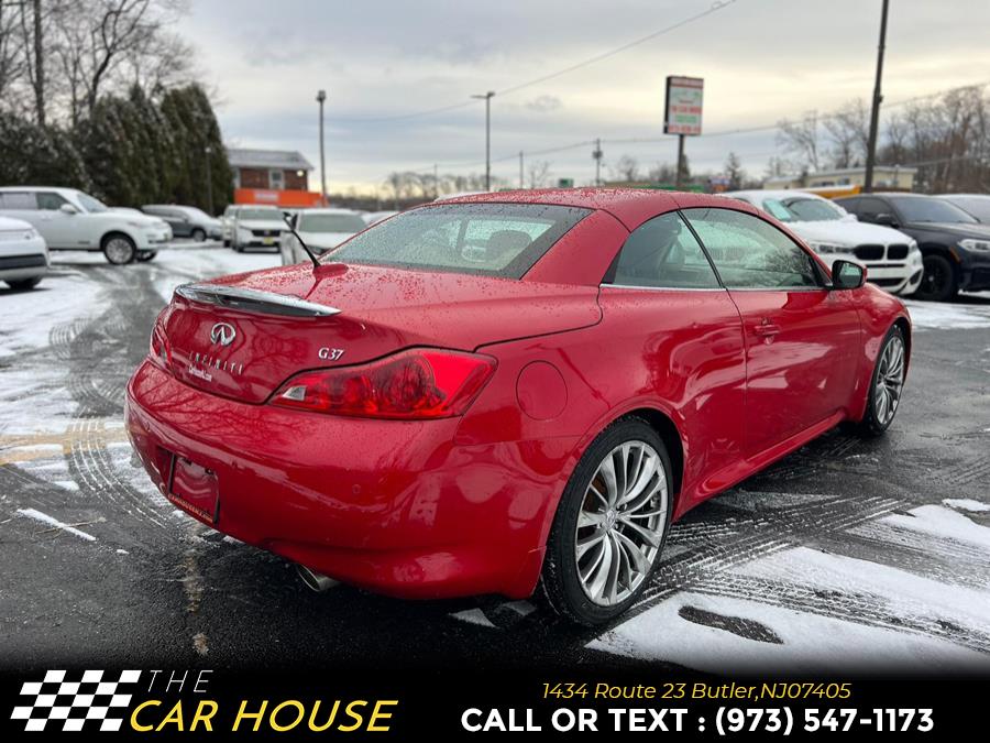 2012 Infiniti Legend photo
