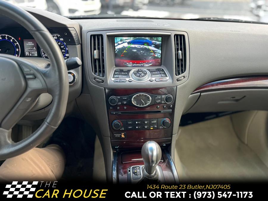 2012 Infiniti Legend photo