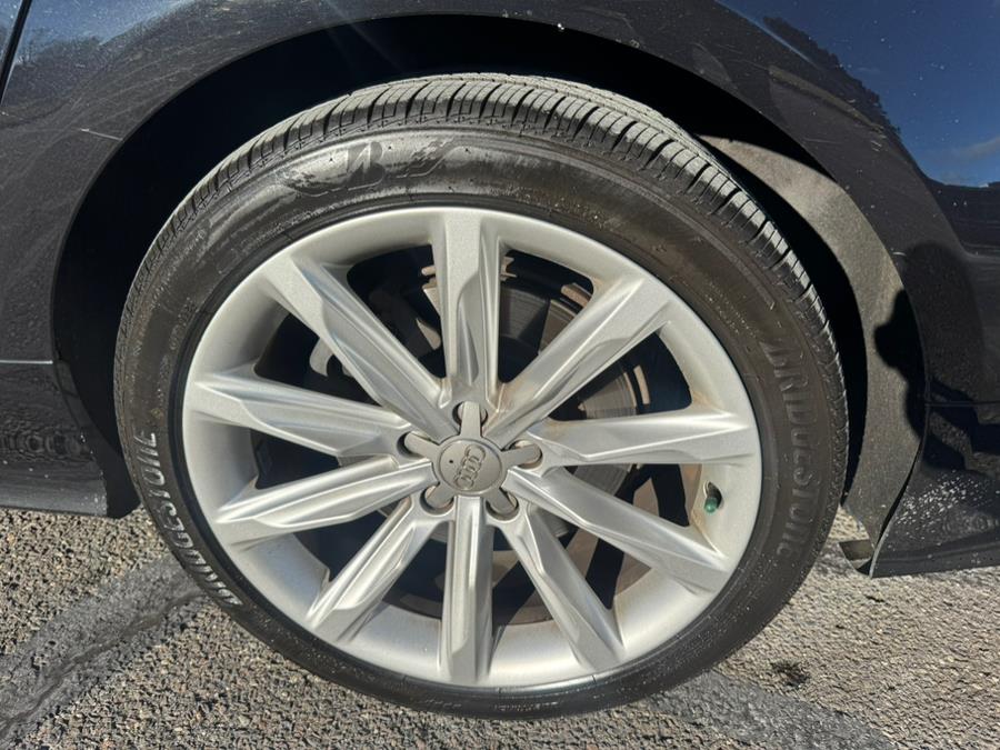 2012 Audi A7 3.0T quattro Prestige photo