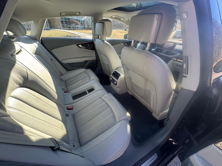 2012 Audi A7 3.0T quattro Prestige photo