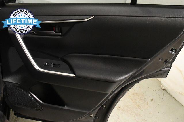 2021 Toyota RAV4 Prime SE photo