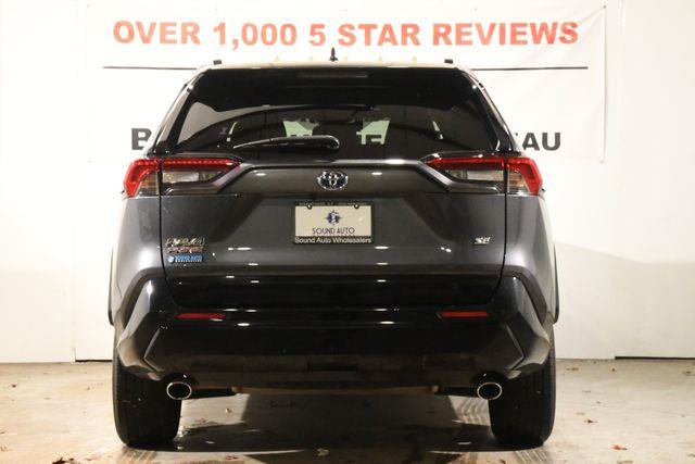 2021 Toyota RAV4 Prime SE photo
