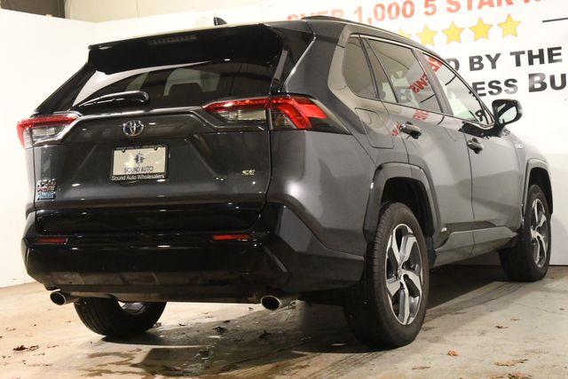 2021 Toyota RAV4 Prime SE photo