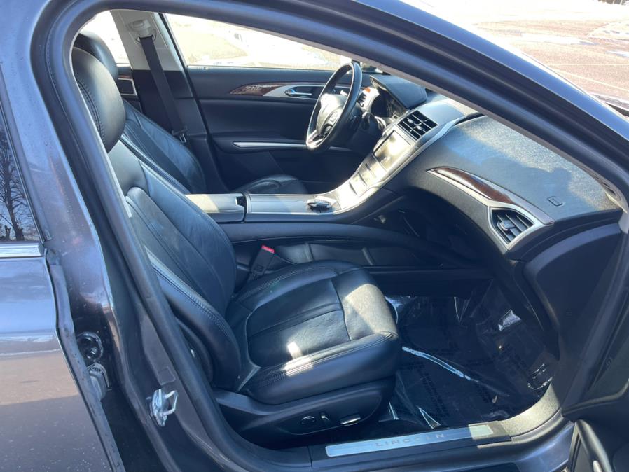 2015 Lincoln MKZ 4dr Sdn AWD photo