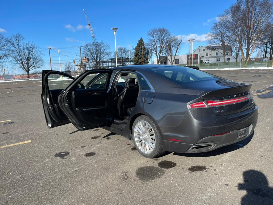 2015 Lincoln MKZ 4dr Sdn AWD photo
