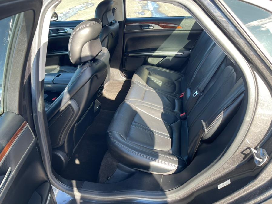 2015 Lincoln MKZ 4dr Sdn AWD photo