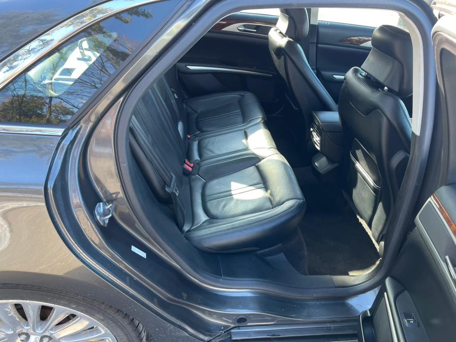 2015 Lincoln MKZ 4dr Sdn AWD photo