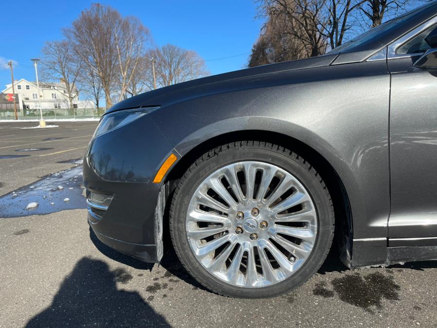 2015 Lincoln MKZ 4dr Sdn AWD photo