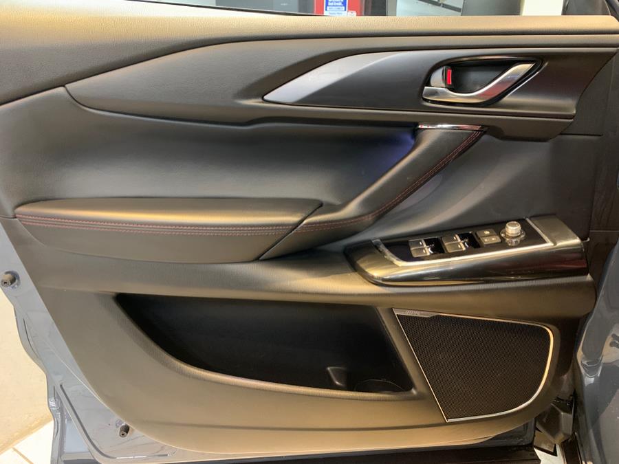 2022 Mazda CX-9 Carbon Edition AWD photo