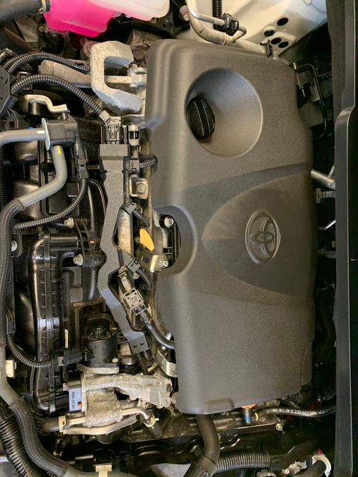 2021 Toyota Sienna XLE FWD 8-Passenger (Natl) photo