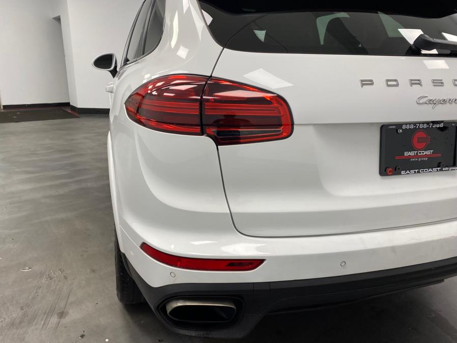 2018 Porsche Cayenne Platinum Edition AWD photo