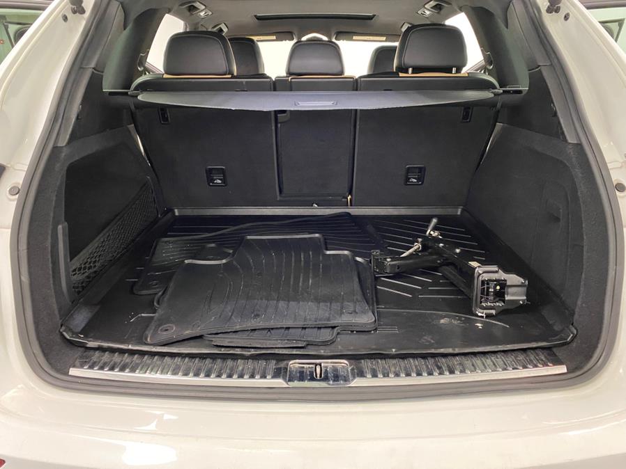 2018 Porsche Cayenne Platinum Edition AWD photo