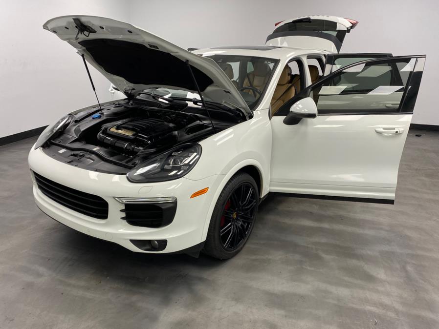 2018 Porsche Cayenne Platinum Edition AWD photo