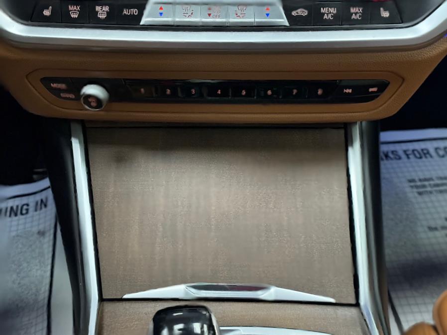 2021 BMW 3-Series 330i xDrive Sedan North Americ photo