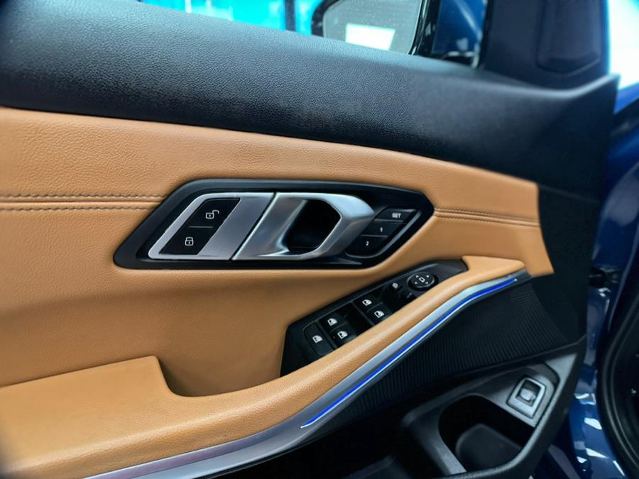 2021 BMW 3-Series 330i xDrive Sedan North Americ photo