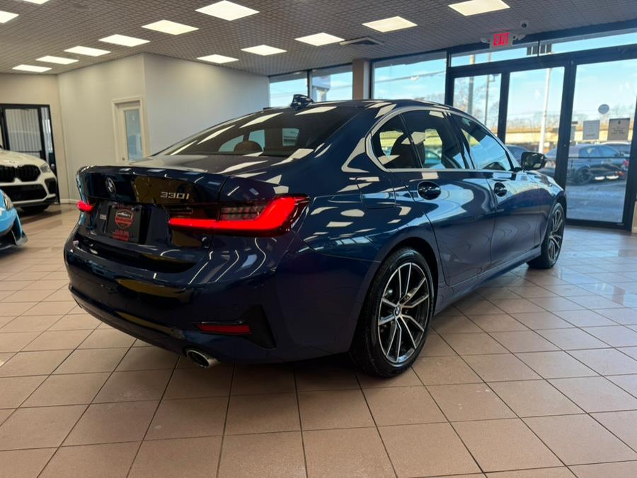2021 BMW 3-Series 330i xDrive Sedan North Americ photo