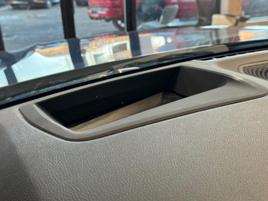2021 BMW 3-Series 330i xDrive Sedan North Americ photo