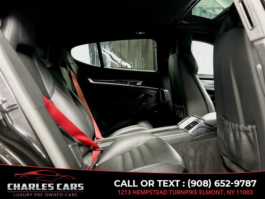 2014 Porsche Panamera GTS photo