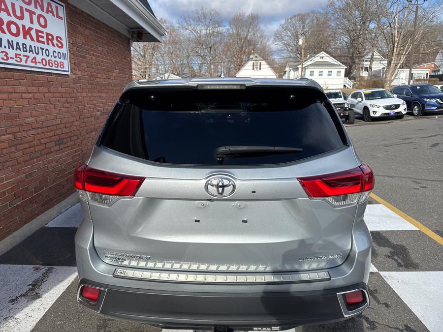 2018 Toyota Highlander Limited V6 AWD photo