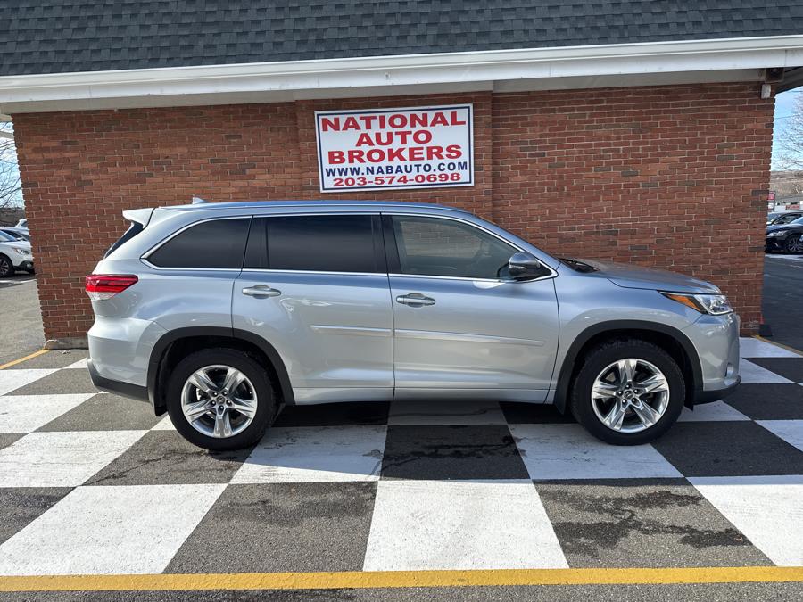 2018 Toyota Highlander Limited V6 AWD photo
