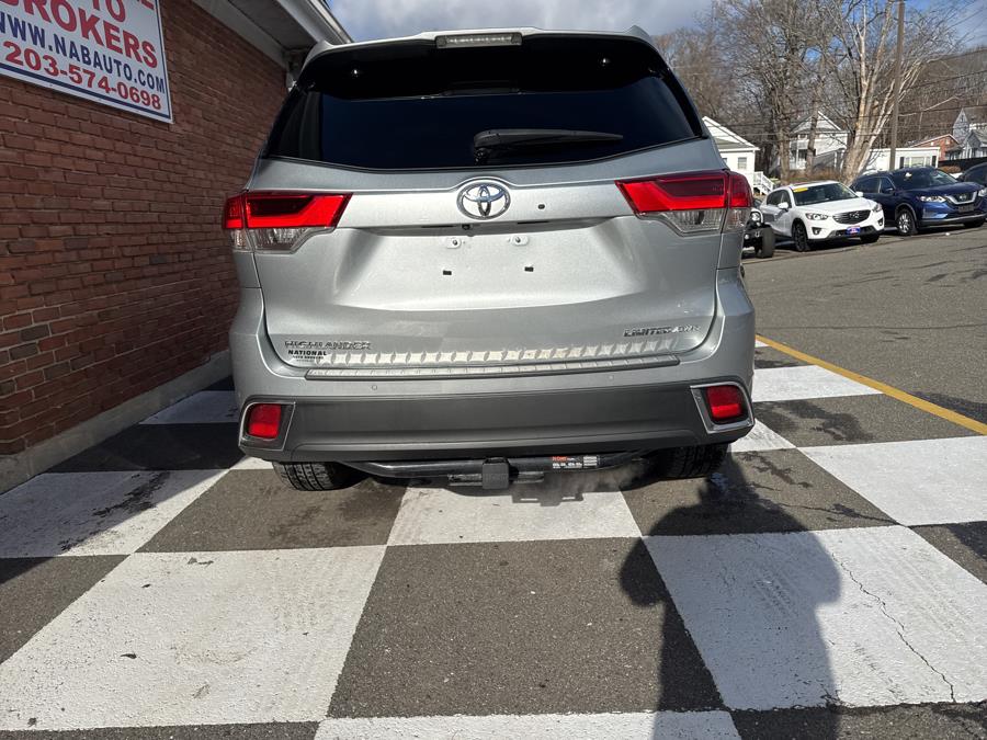 2018 Toyota Highlander Limited V6 AWD photo