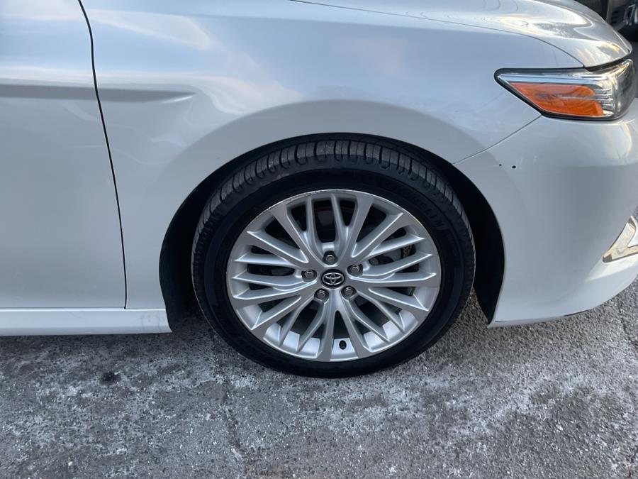 2020 Toyota Camry XLE Auto (Natl) photo