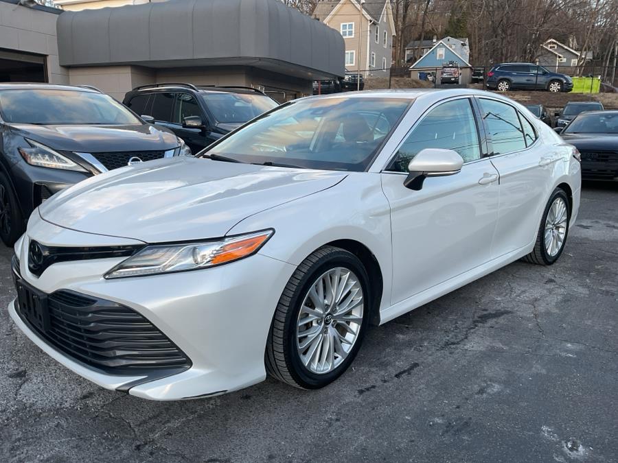 2020 Toyota Camry XLE Auto (Natl) photo
