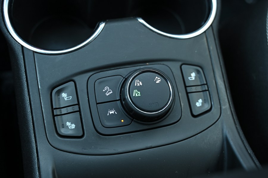 2022 GMC Terrain AWD 4dr SLE photo